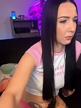 Trixie-Tainted on StripChat