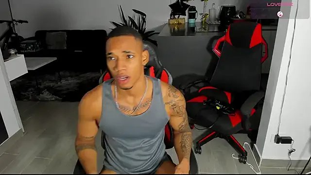 TROYWESLY- on StripChat