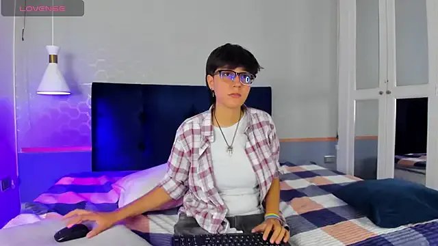 Tsuki_Maru on StripChat