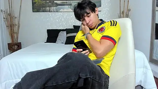 Freechat Tyler_durten on StripChat