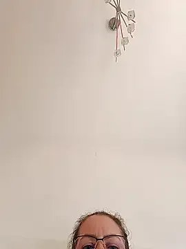 uber_babe on StripChat