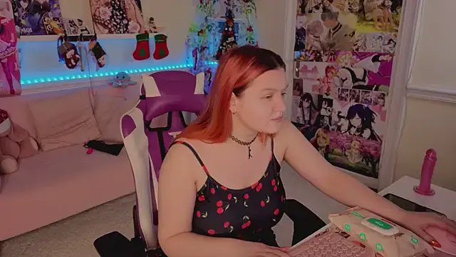 Unholy_Lady on StripChat