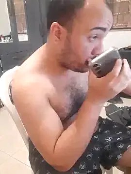 Urso_Nerd on StripChat