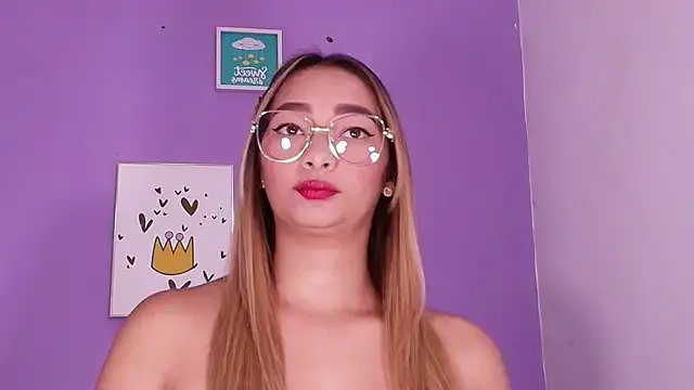 vale_ross_ on StripChat