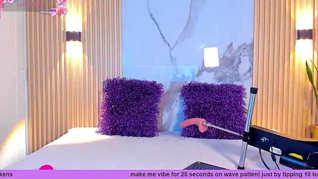 valentina_lux on StripChat