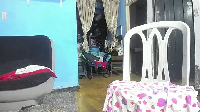 valentinaextreme on StripChat