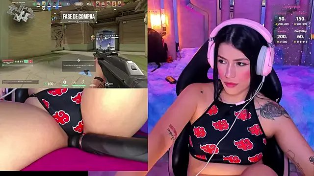 ValentinaGames on StripChat