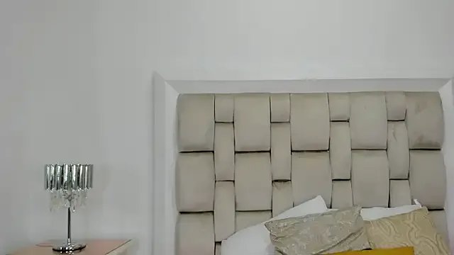 ValerieSoto on StripChat