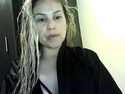 Valery__Rouse_ on StripChat