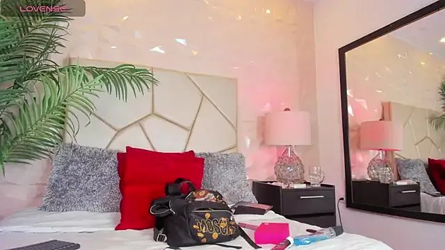 Valery_Diamond on StripChat