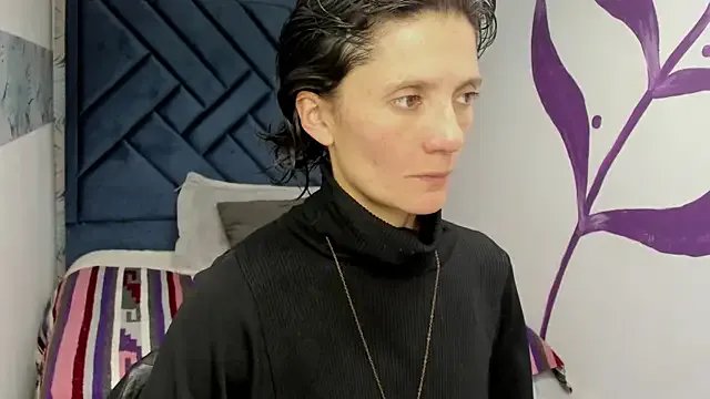 Valery_More__ on StripChat