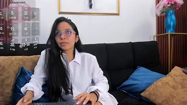 Valery_wang on StripChat