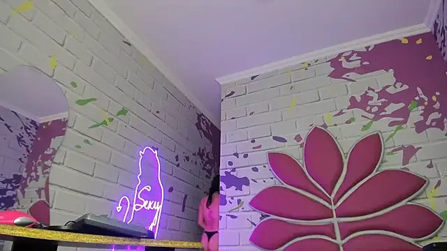 ValerySkinnyy on StripChat