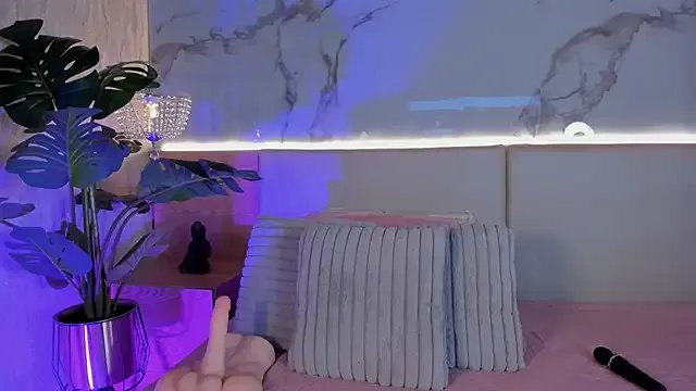 ValSmith_ on StripChat