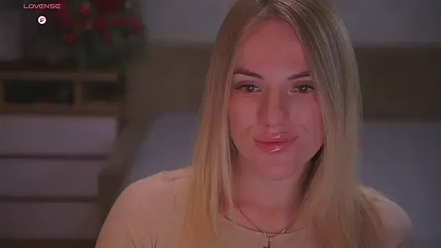 Vanille_Mystery on StripChat