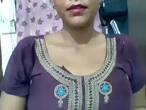 varnika on StripChat