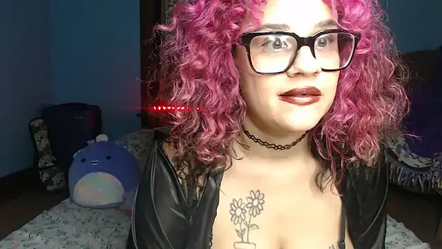 VelvetVixen_735 — 1 Velvet Roulette (Green Deck)