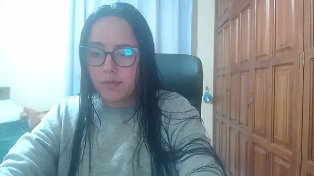 Venus_cat_ on StripChat