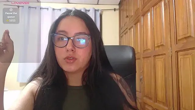 Venus_cat_ on StripChat