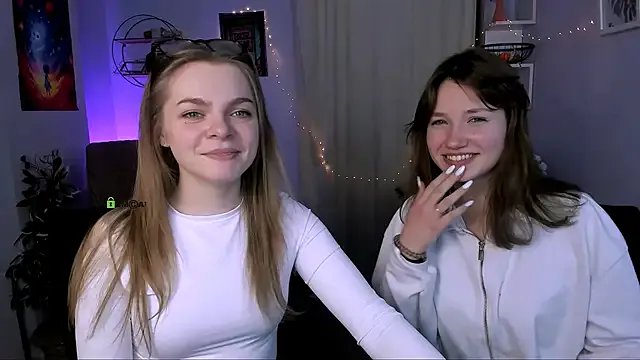 veronica_bubble — doggy in panties