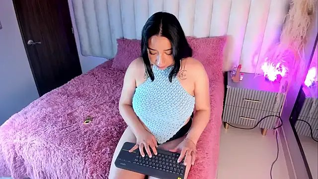 veronica_hill_ on StripChat