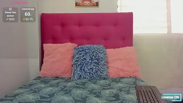 Veronica_mellerr — spanking on the buttock x5 