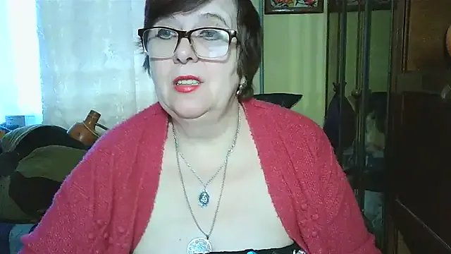 VeronicaGold511 — Freechat on StripChat