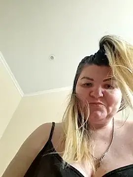 StripChat VeronikaBless is Freechat VeronikaBless — rub an ice cube around the anus