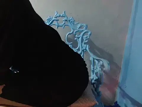 VeronikaMillier — penetracion vaginal y anal