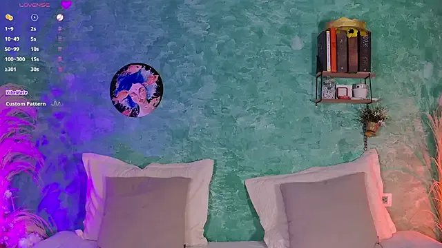 VicenteFerrer on StripChat