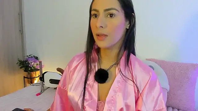 vicky_rachell on StripChat