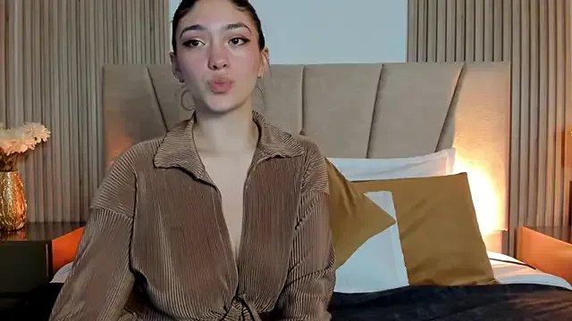 Victoria_Beaumont on StripChat