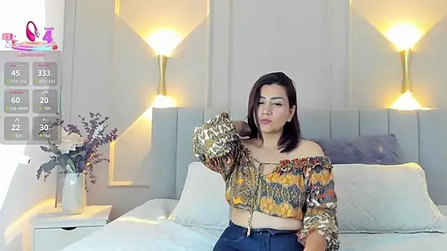 victoria_bourne on StripChat