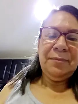 victoria_wayne on StripChat