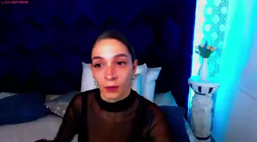 victoriaa_lee_ on StripChat