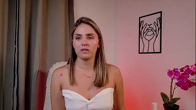 VictoriaNova_ — flash boobies