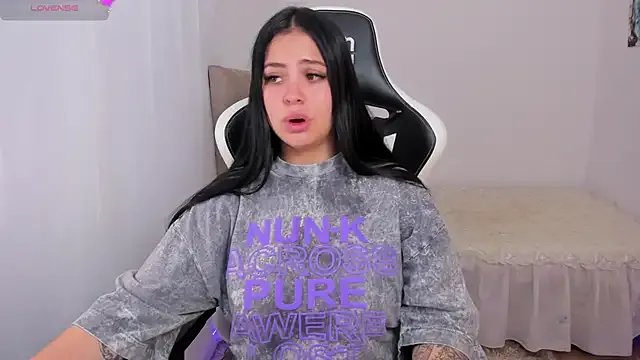 Victoryyy_ on StripChat