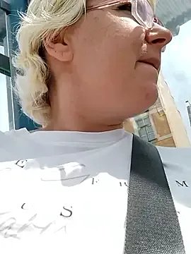 VikaKing on StripChat