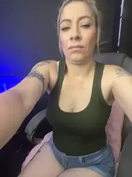 viktoria_davis_ on StripChat