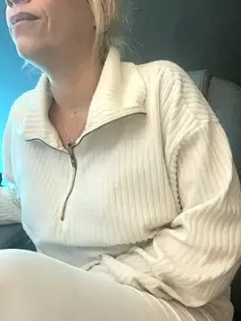 viktoria_davis_ on StripChat