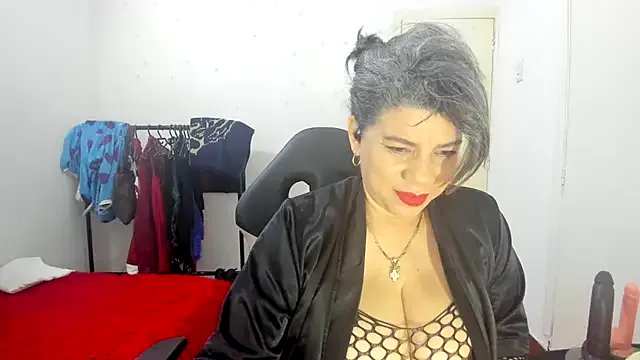 vikyadams on StripChat