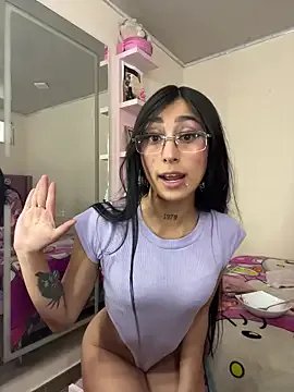 Violeet-Smith on StripChat