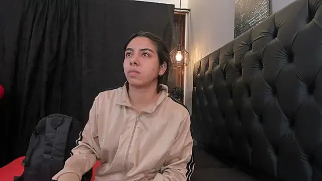 violet_and_myers on StripChat