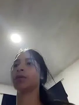 violeta365 on StripChat