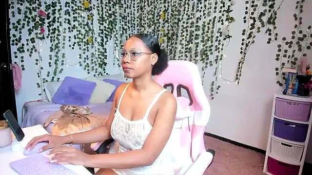 violeta_milleer on StripChat