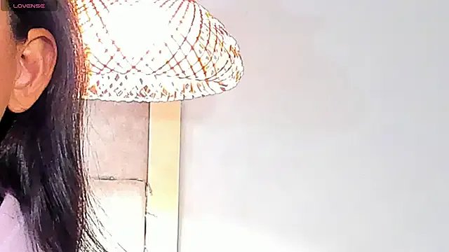 VioletHilton — Freechat on StripChat