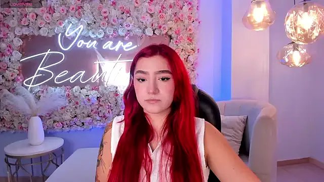 ViolettCastel on StripChat