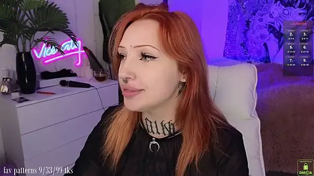 violetviolator on StripChat