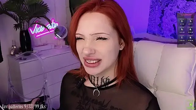 violetviolator on StripChat