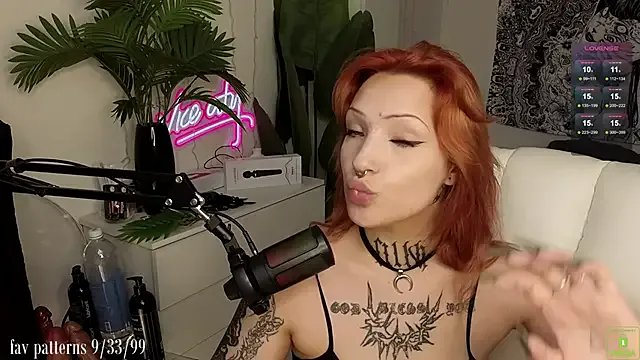 violetviolator on StripChat